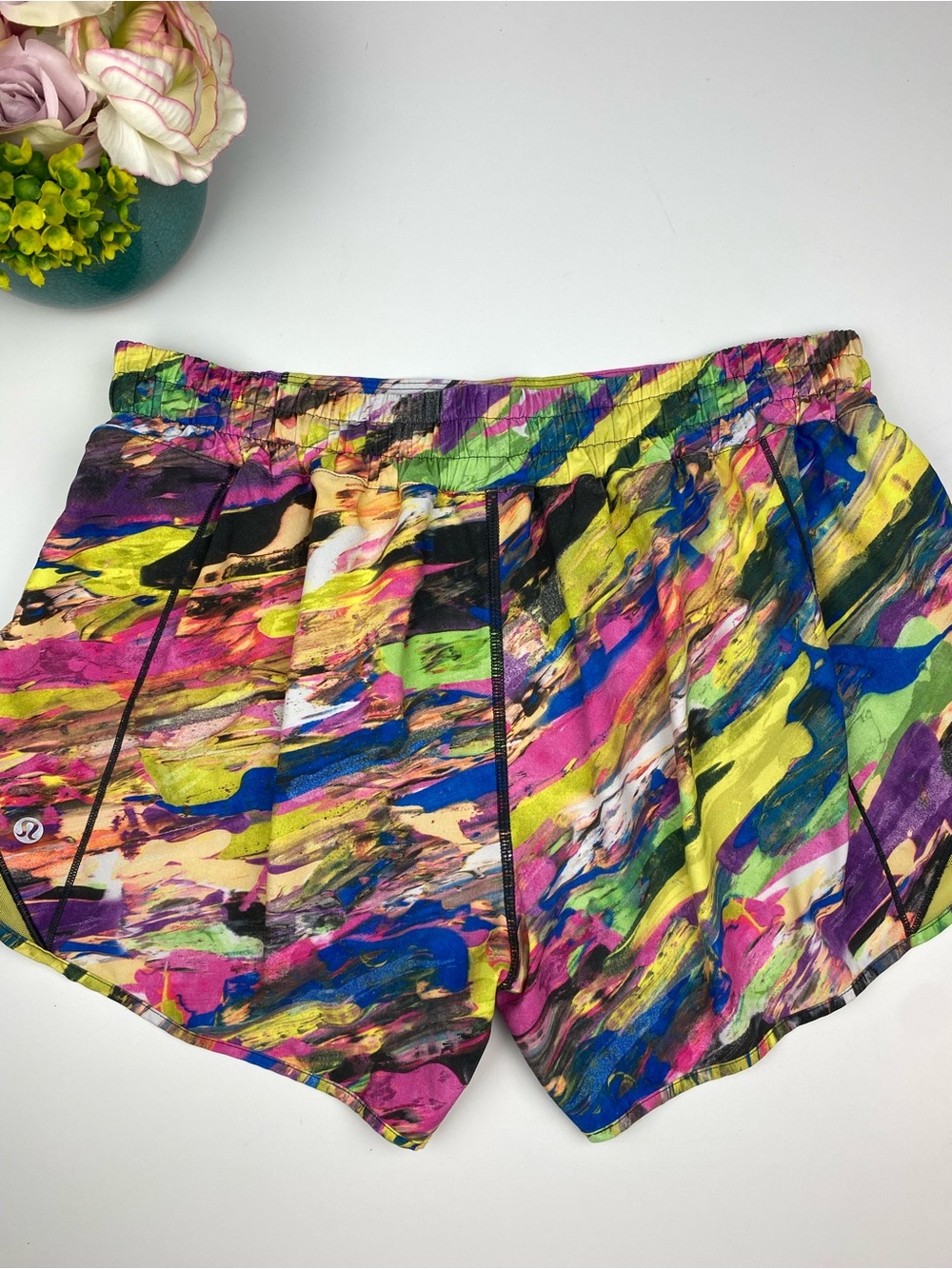 Lululemon Hotty Hot Shorts ll 4” Catalyst Multi Sz 10 - Picture 5 of 11